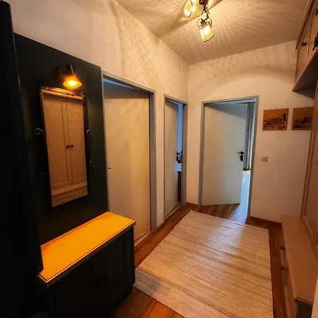 Koralm 7 Apartment